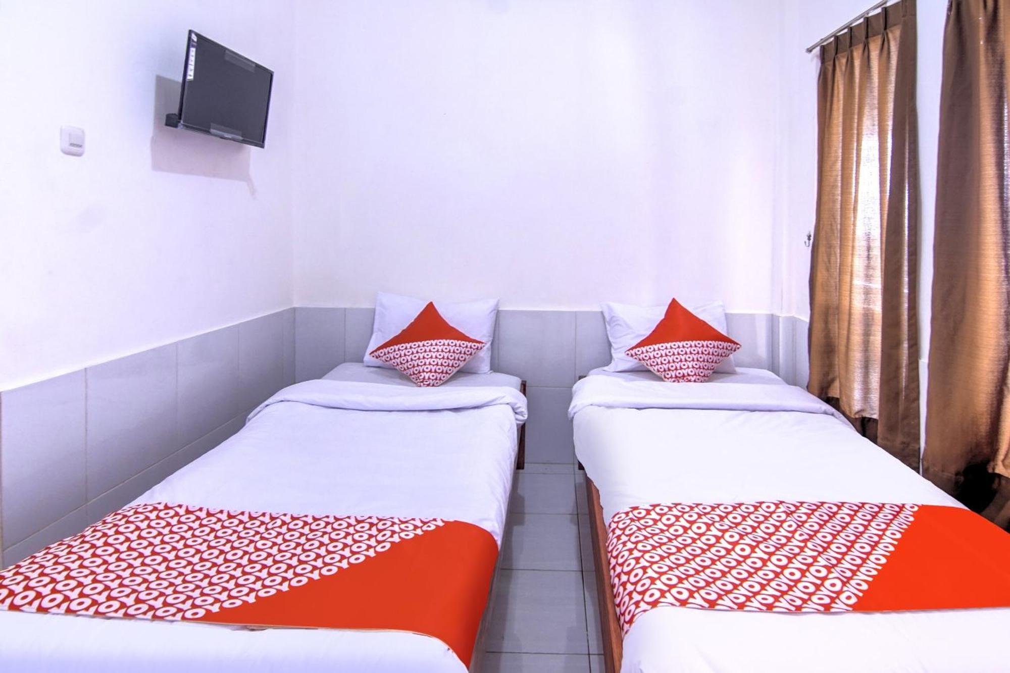 Oyo 3317 Maju Jaya Homestay Syariah 茂物 外观 照片